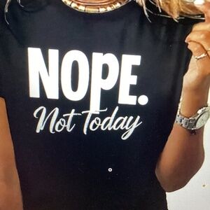 CREWNECK SHOR SLEEVE TEE ( Size: XXL)